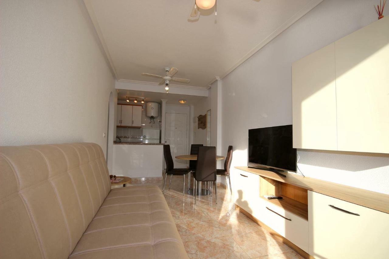 Apartment In La Mata Eneas 6 ตอร์เรเวียคา ภายนอก รูปภาพ