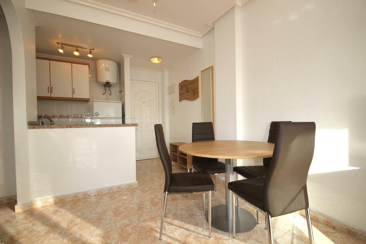 Apartment In La Mata Eneas 6 ตอร์เรเวียคา ภายนอก รูปภาพ