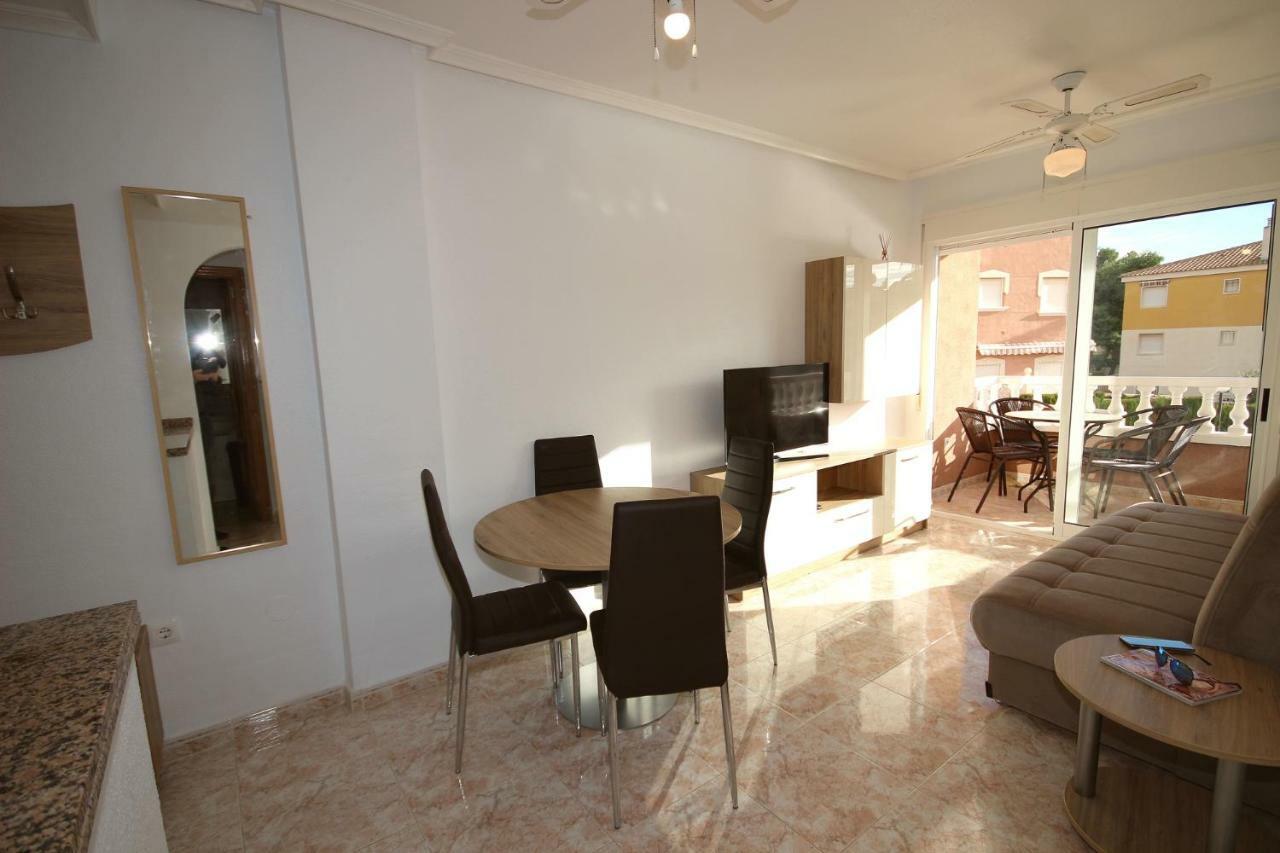 Apartment In La Mata Eneas 6 ตอร์เรเวียคา ภายนอก รูปภาพ